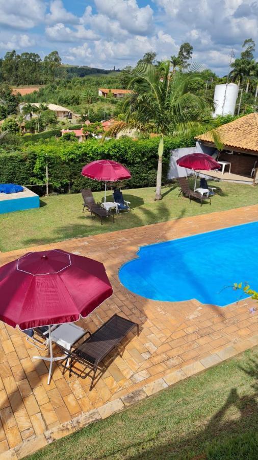 Pousada Vale Das Maritacas Monte Alegre do Sul Esterno foto