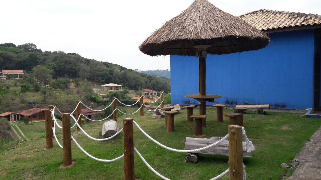 Pousada Vale Das Maritacas Monte Alegre do Sul Esterno foto