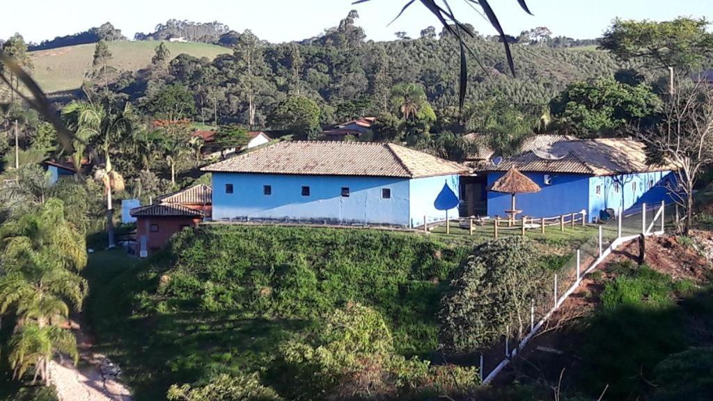 Pousada Vale Das Maritacas Monte Alegre do Sul Esterno foto